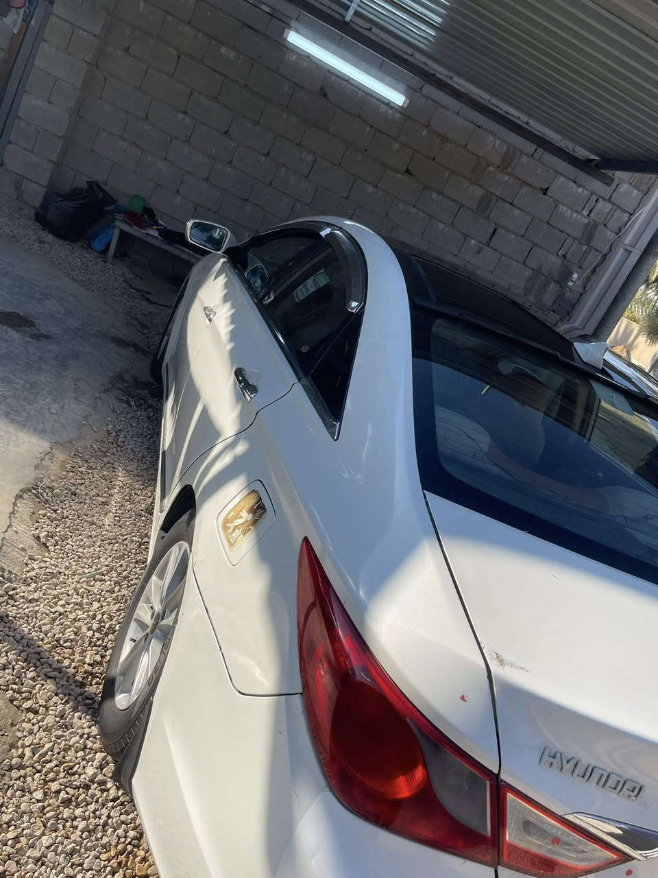 ياالله سوناتا للبيع موديل 2011 خليجي رقم بغداد إنكليزي ستوني حولته بسمي سياره مال جناي بيها مكانات صبغ قبق الجنطه بس من فوگ يعني من يم الرقم مامصبوغ والدور مال الجاملغات الخلفيه بيهن صبغ أثر تعمير فقط السياره كل حادث مابيها مكينه 2400دوش كير 6نمر مامفتوحات وخير من الله بيها منضومه غاز كامله نص فول فتحت سقف تحكم جهتين السياره حلوه وكاعده عوزه شويه بالحداديه السعر 110وبيهامجال قليل للأستفسار أكثر الأتصال على الرقم ***********عنوان السياره كربلاء المقدسة
