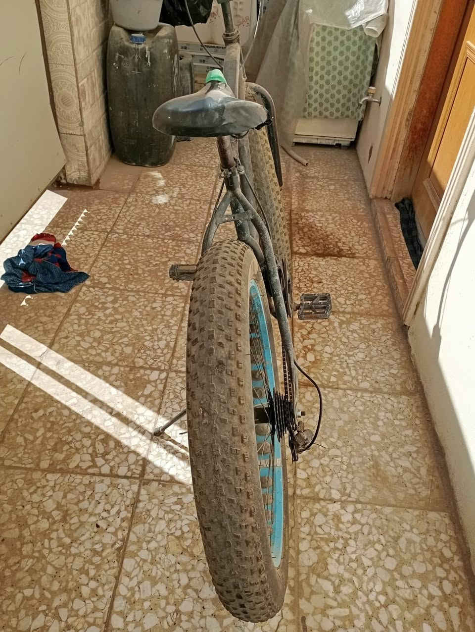 السلام عليكم
بايسكل دبابة للبيع وسعره 85 الف مكاني بغداد حي الاعلام


**إذا كنت صاحب هذا الإعلان وتريد حذفه لأي سبب، رجاءا أرسل رسالة إلى الدعم الفني**