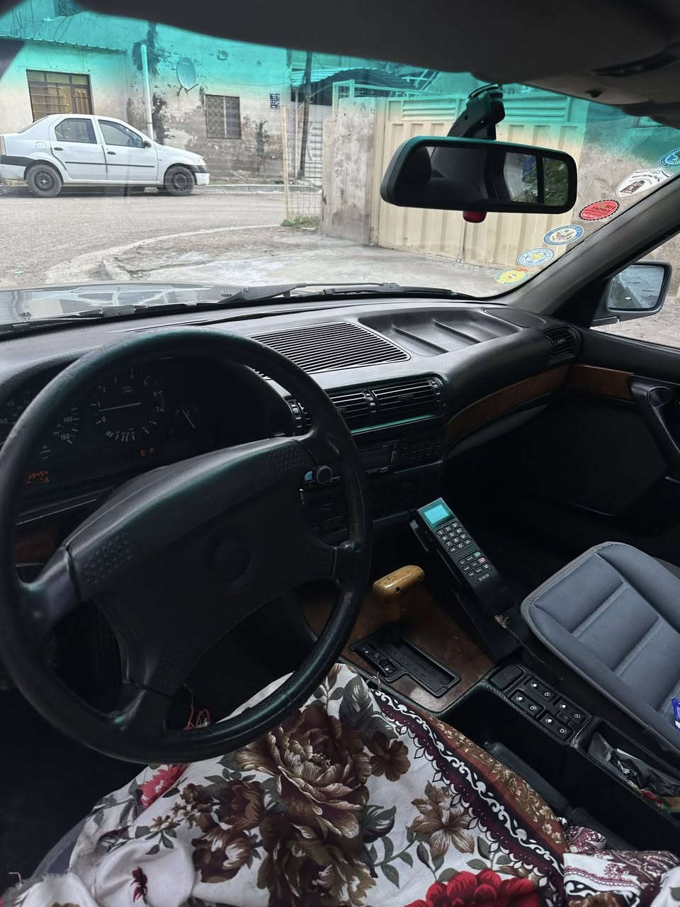 بي إم للبيع موديل 92 سياره 730 بلاديه الرقم إنكليزي لاتصال***********
