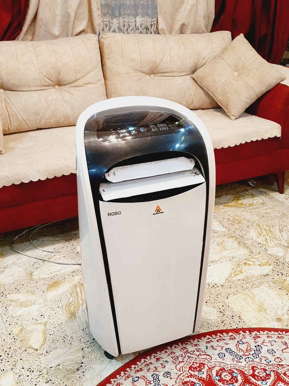 اللهم صلي على محمد وعلى آل محمد 📿
سبلت ALHAFIDH 
 نوع ROBO Design
عامودي متحرك 
اللون اوف وايت 
كمبروسر( TOSHIBA ياباني اصلي)🇯🇵
الان اصدار اول مو نفس بقيه الي بالسوق يجي cnau صيني وأهل اختصاص يعرفون قوه كمبريسر ياباني 
حجم 1 طن وصرف قليل 
السبلت شغال ونظيف جدا جدا
🖤السعر 150 الف وبي مجال🖤
عنوان بغداد للاتصال ؏ رقم  
***********
