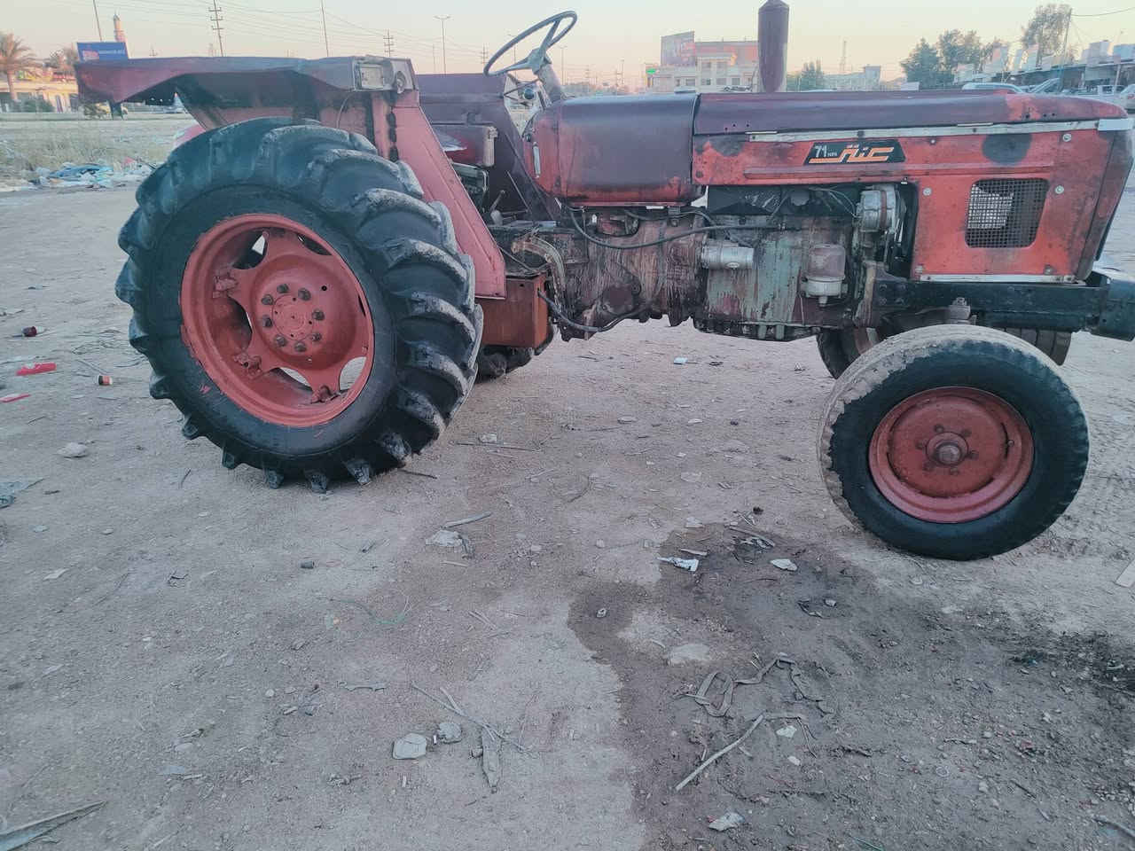 للبيع عنتر موديل 88 جاهزه مكفولة كفاله عامه شرط محرك وكير وجهاز الرفع نكره سلف السعر   3,700   مكاني بابل ***********
