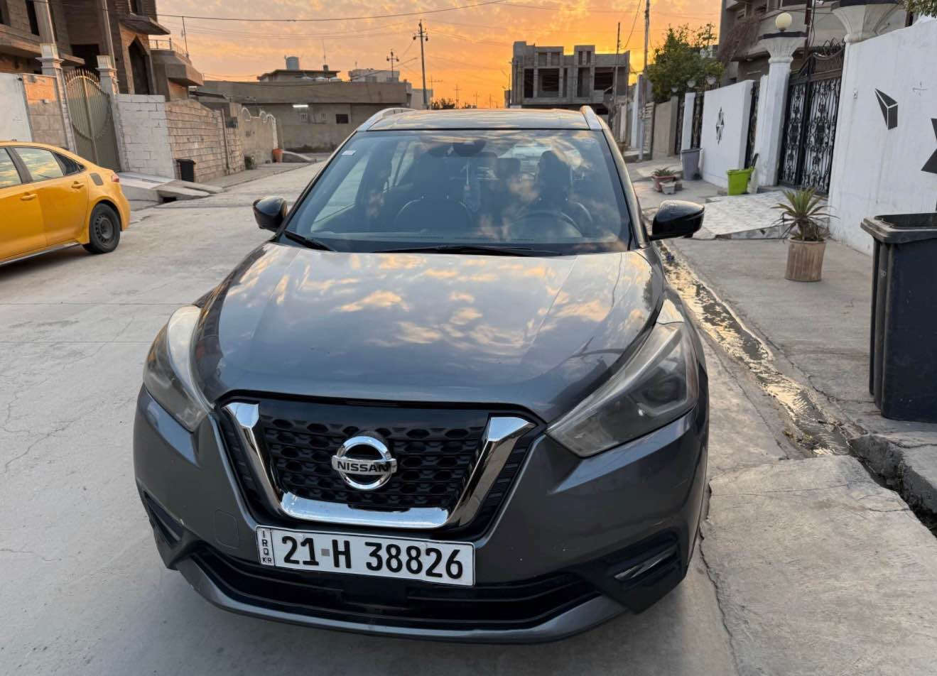 نيسان كيكس 2020 فئة SR
كشن جلد، لون نفطي مميز
وارد، بحالة ممتازة ونظيفة جداً
مكينة وگير شرط، استخدام شخصي
*********** كركوك, العراق
