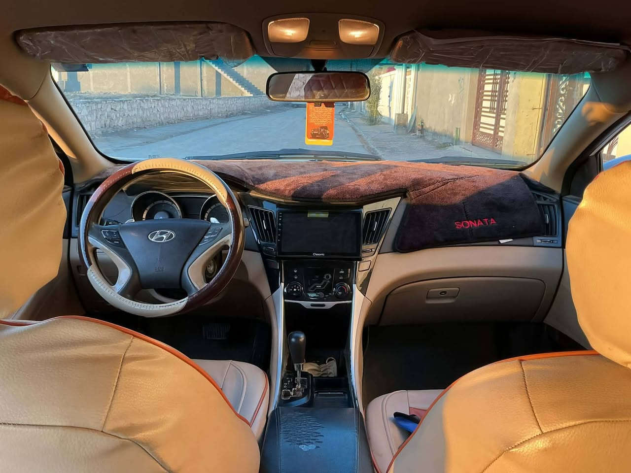 سوناتا 2012 خليجي 2400 فول  كفالة عامة الحدادية جديدة  طخم تايرات المكينه ما مفتوحة  رقم بغداد   السعر123وبيه مجال
العنوان الديوانية حي الجامعة 

للتواصل ***********
