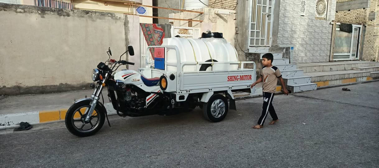 السلام عليكم ورحمه الله وبركاته ستوته موديل 2025 النوع دولفين محرك 200 جديده بوضع الشركه بعده زيرو مشروع وطني  مواصفات شاشه ويل ١٣  دبل شاصي بجم الشاصي مالت الجمره مرتين لايتات زنون ستوته كلش حلوه احله من البصوره (***********) السعر 4 مليون وتلثميه
