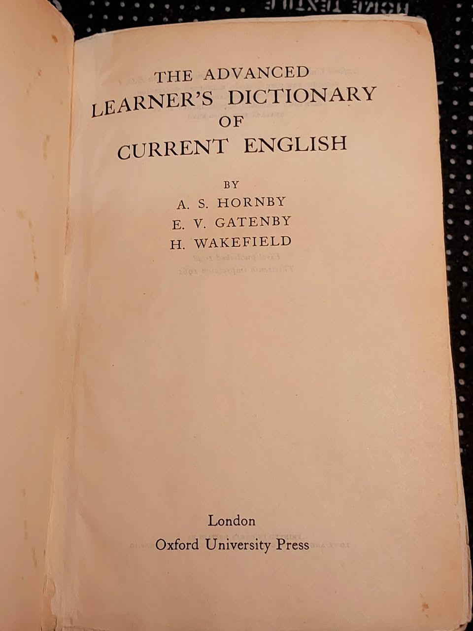 قاموس أكسفورد ضخم قديم جداً ، عدد صفحاته أكثر من ١٥٠٠ صفحة . للبيع بسعر ٢٥ الف نهائي


**إذا كنت صاحب هذا الإعلان وتريد حذفه لأي سبب، رجاءا أرسل رسالة إلى الدعم الفني**