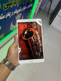 آيباد دوكومو • ١٦ جيجا • ٣ جيجا رام