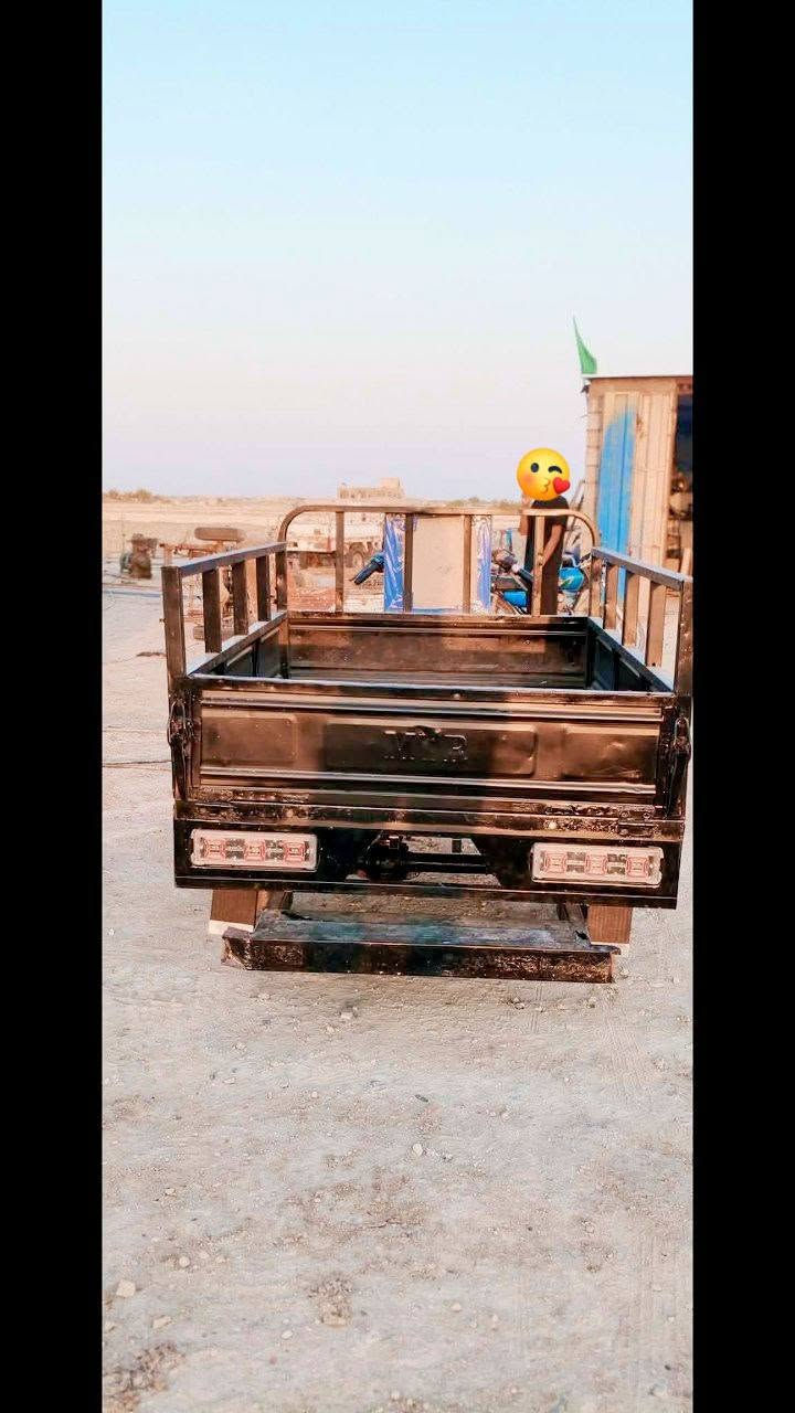 سلام عليكم شباب ستوته نتار البيع مديل 18 شاصي مكفول محرك غراضه كله جدد شوفت عينك عنوان رميثه السعر 950وبيه مجال ***********
