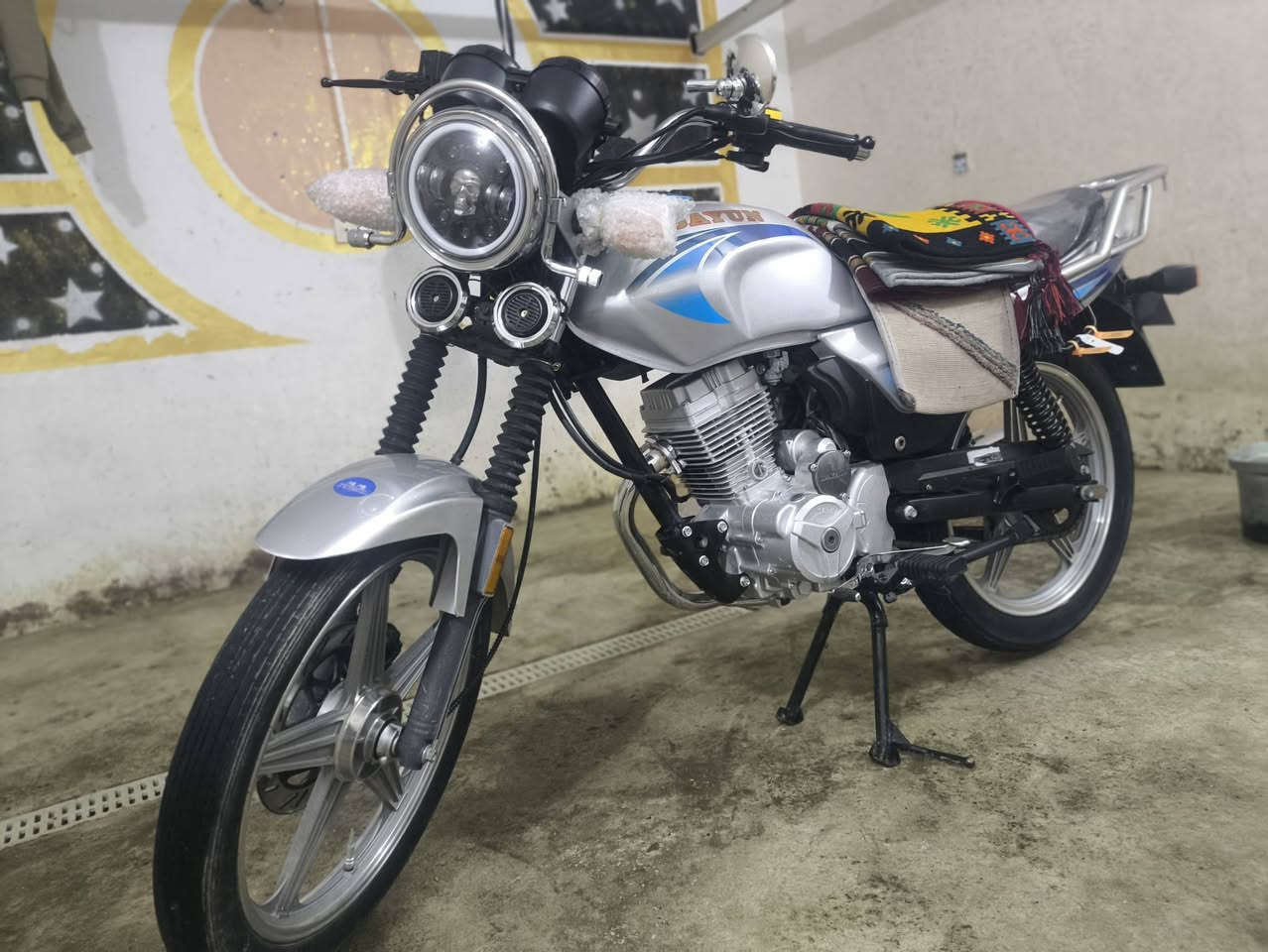 السلام عليكم ديوان للبيع عضم 2022اوراق أصولي مكفو له كفاله عامه مابيهه اي نقص السعر اتصل ***********
