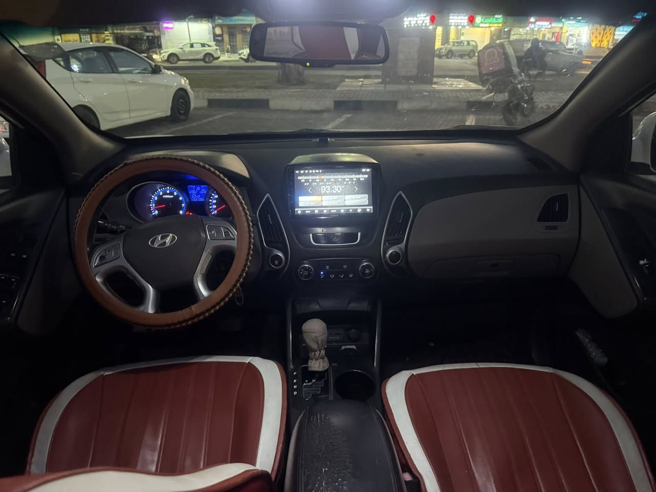 السلام عليكم سياره نوع توسان مديل 2013فول مواصفات فتحه تحكم استرن حساسات مري شفط كشنات جلد اشاير بل مري شفتات ستيرن مكينه 2000رقم بغداد مثبت سرعه السياره كامله من كلشي تحويل مباشر بسمي العنوان كربلاء السعر 138بيها مجال رقم الهاتف ***********
