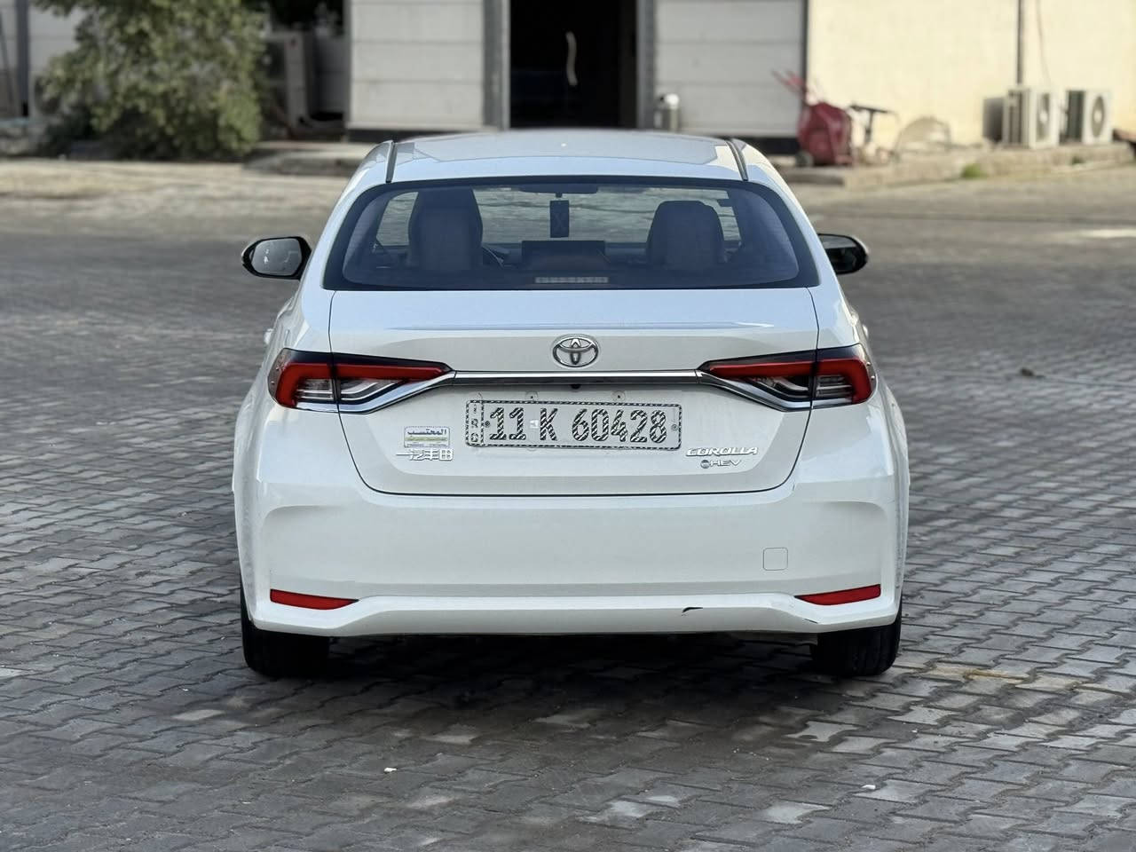 السلام عليكم . كورلا موديل 2025 هايبرد كفالة عامة من كلشي ماشية 9000 فقط فول مواصفات بصمة سلايت داخل جلد رادار السعر 157 وبيهة مجال بسيط مكاني بغداد العامرية ***********
