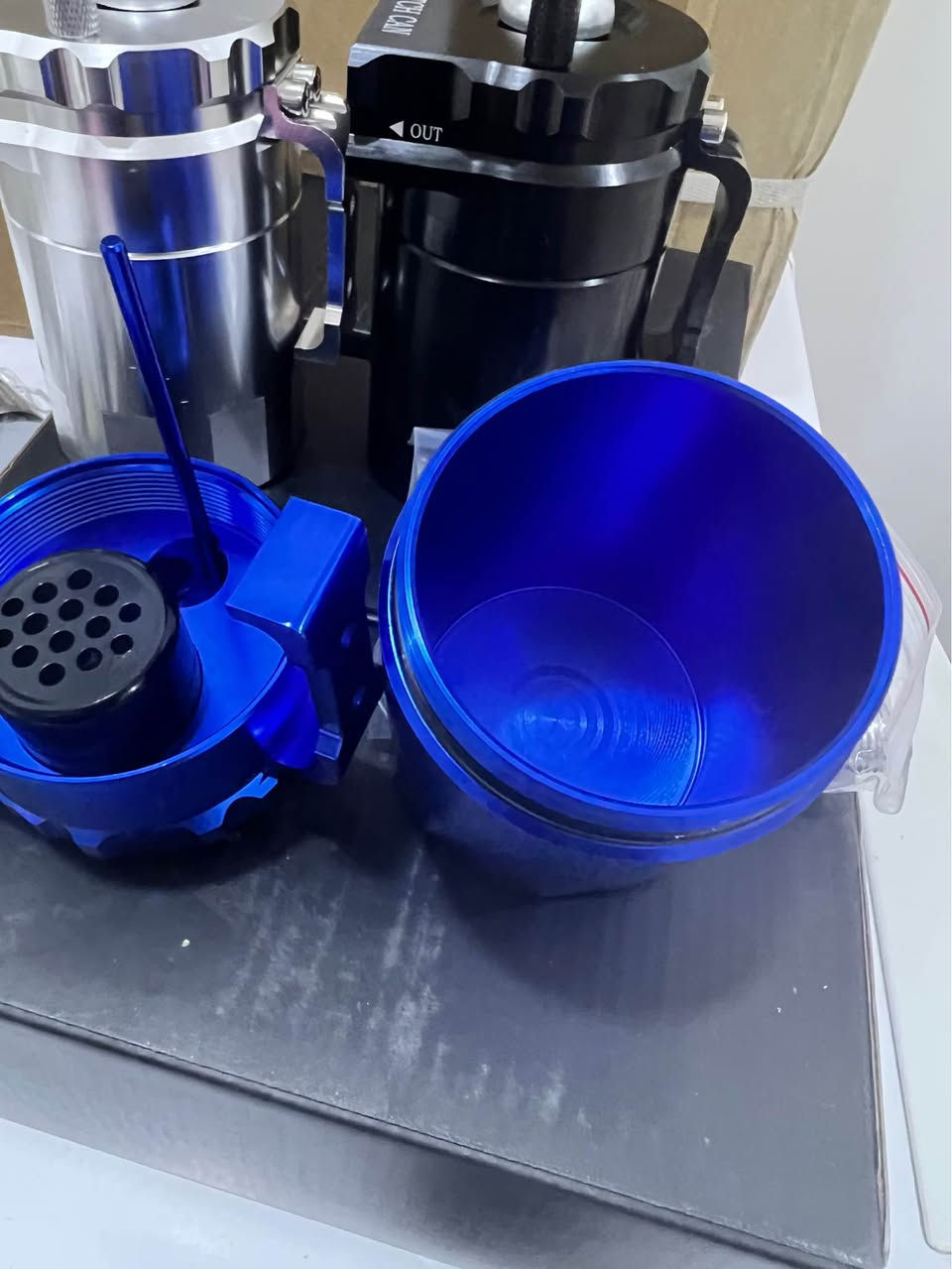 Oil catch can 
السعر ٢٥ الف 
بغداد السنك 
متوفر توصيل كل العراق ٥ بغداد, العراق


**إذا كنت صاحب هذا الإعلان وتريد حذفه لأي سبب، رجاءا أرسل رسالة إلى الدعم الفني**