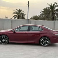 للبيع Toyota Camry SE Plus 2018 SE Plus فول مواصفات محرك وبدي بحالة مم...