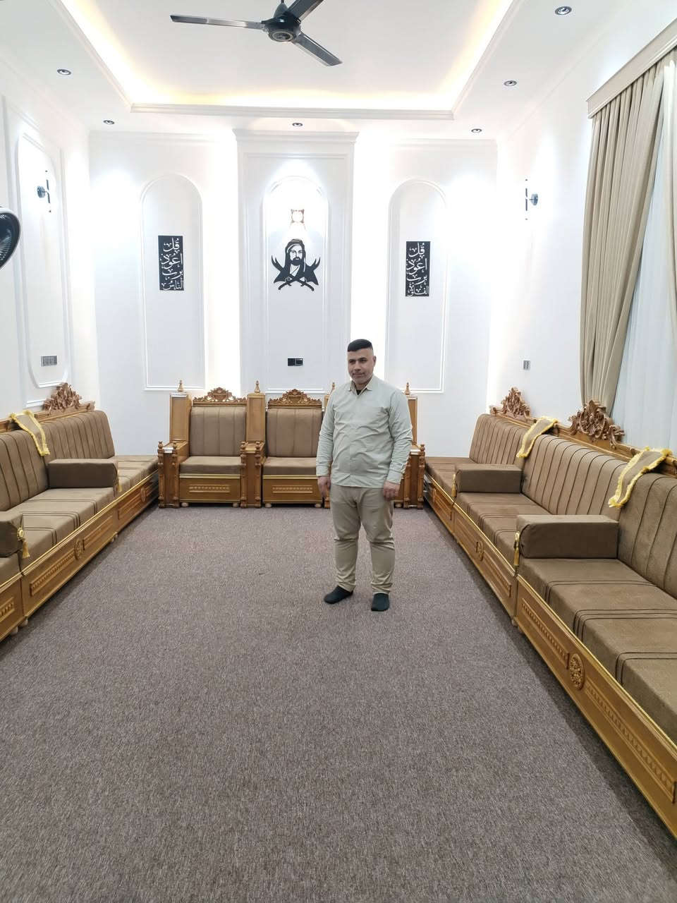 بفضل الله تعالى هذ العمل تسكام درجه اول الموديل المغربي الصاج وآلزان الروماني والخشب جام روسي بلوك بليود 16 ملم من اجواد انواع الاسفنج هاي اكستره ومن اجواد الاقمشة التركي ضمان 10 سنوات إلى مضيف الخال ابو علوان حسن جاسم دبيس الكوساوي مضيف العامر بأهله ان شاء الله تلفون *********** واتساب  العنوان الديوانية الحمزه قرب جامع الحاج حياوي مقابل مشتل جميل ابو فهد نعمل كافة الموديلات الصاج وآلزان الروماني المصري وكافة الموديلات @إشارة
