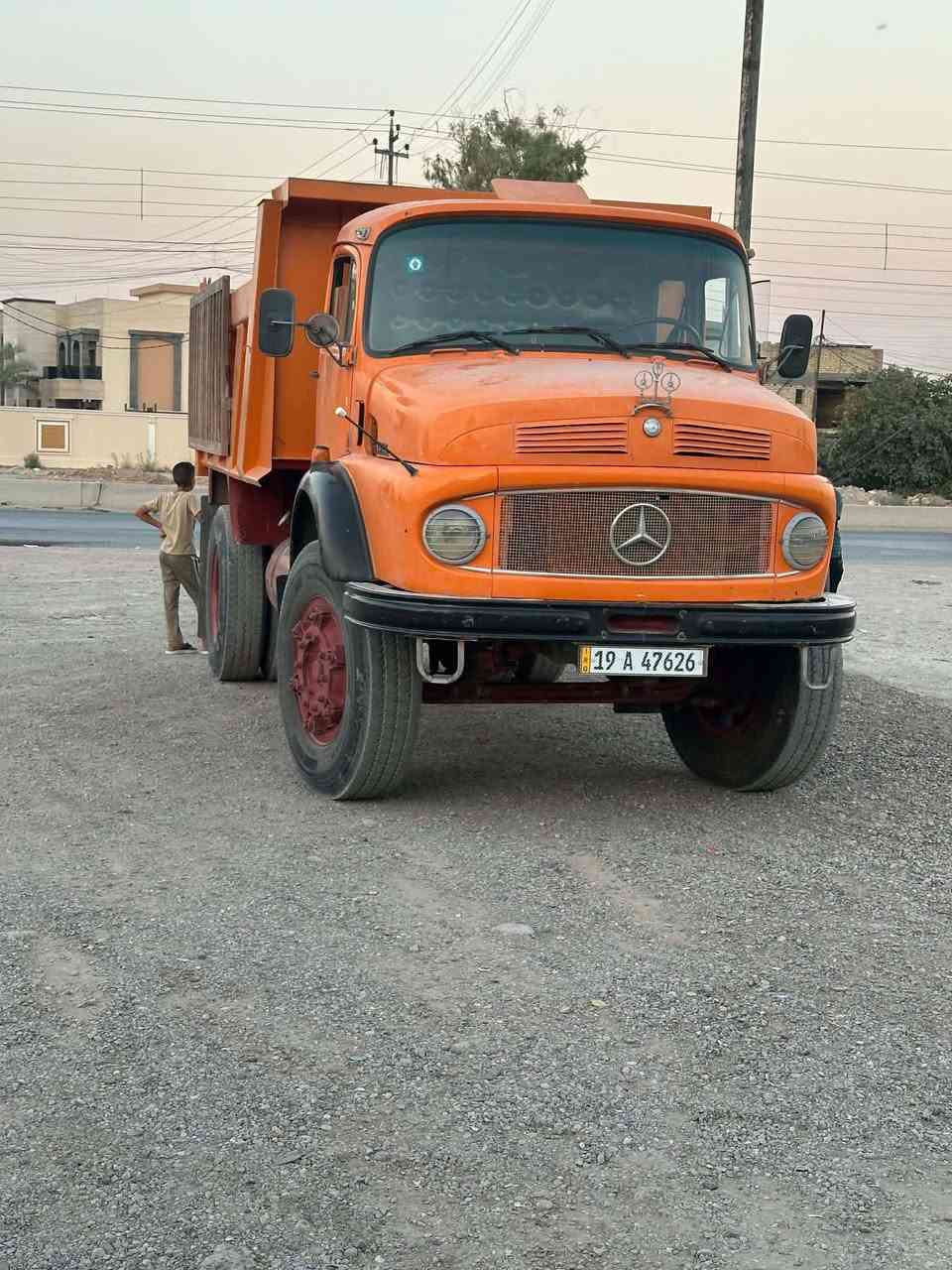 السلام عليكم اقجم للبيع موديل 1982 رقم كربلاء انكليزي سنويه لل 2030 تخم تاير جديد مكينه 55 لاصرف ولابخار كير 25 اكسل 18 صبغ عام اصل راس وبل سنويه قلاب مكاني بغداد و المو شراي لا يخابر رجاا 
*********** اثير
*********** اسيا

