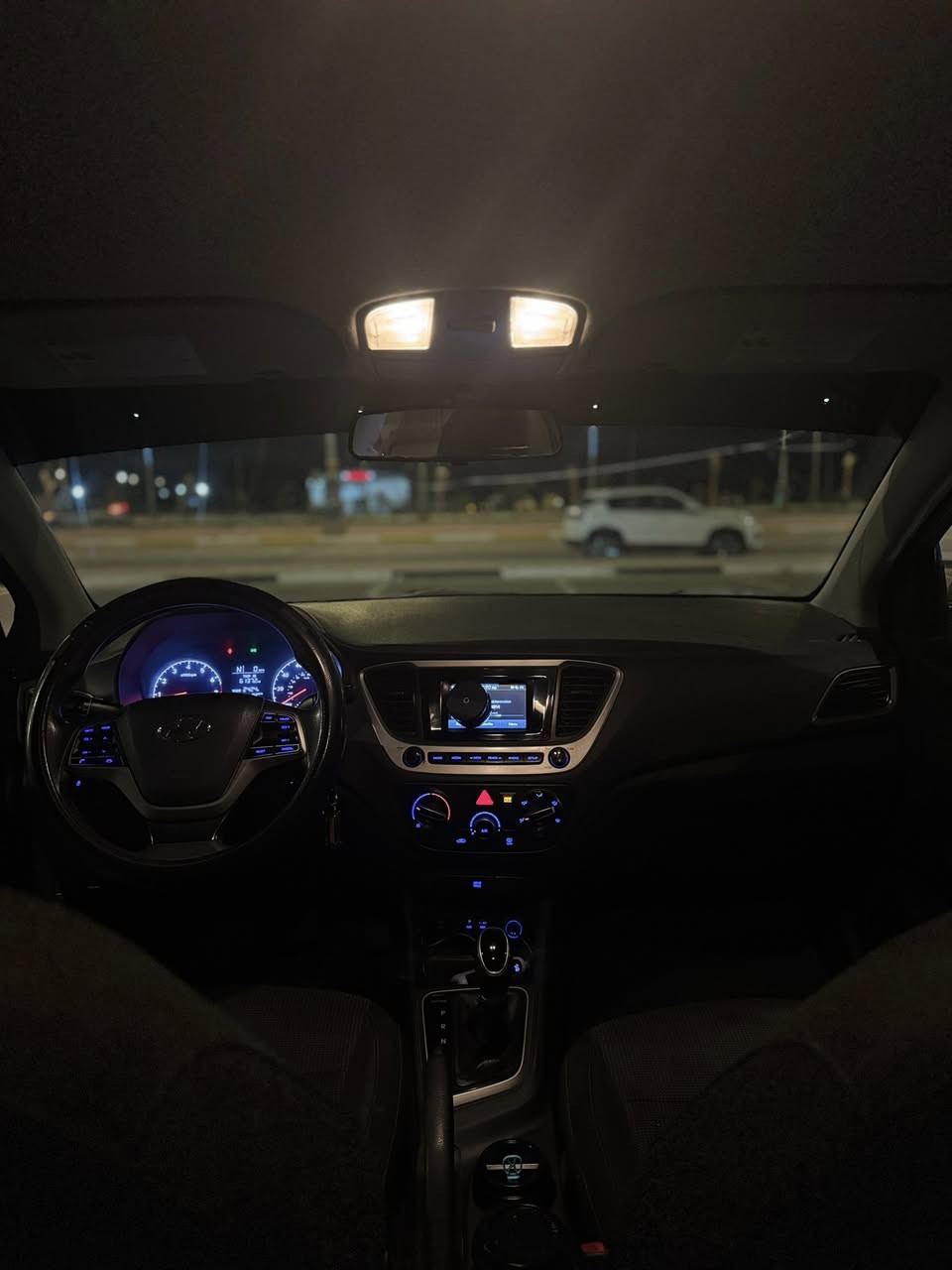 للبيع اكسنت2019 امريكي 1600 سياره حادثها باب الوره والچاملغ الوره بدون دواخل سياره جاهزه من مكينه وكير وحداديه  سعر108 وبيها مجال للطيبين المكان كربلاء المقدسة للاستفسار ***********
