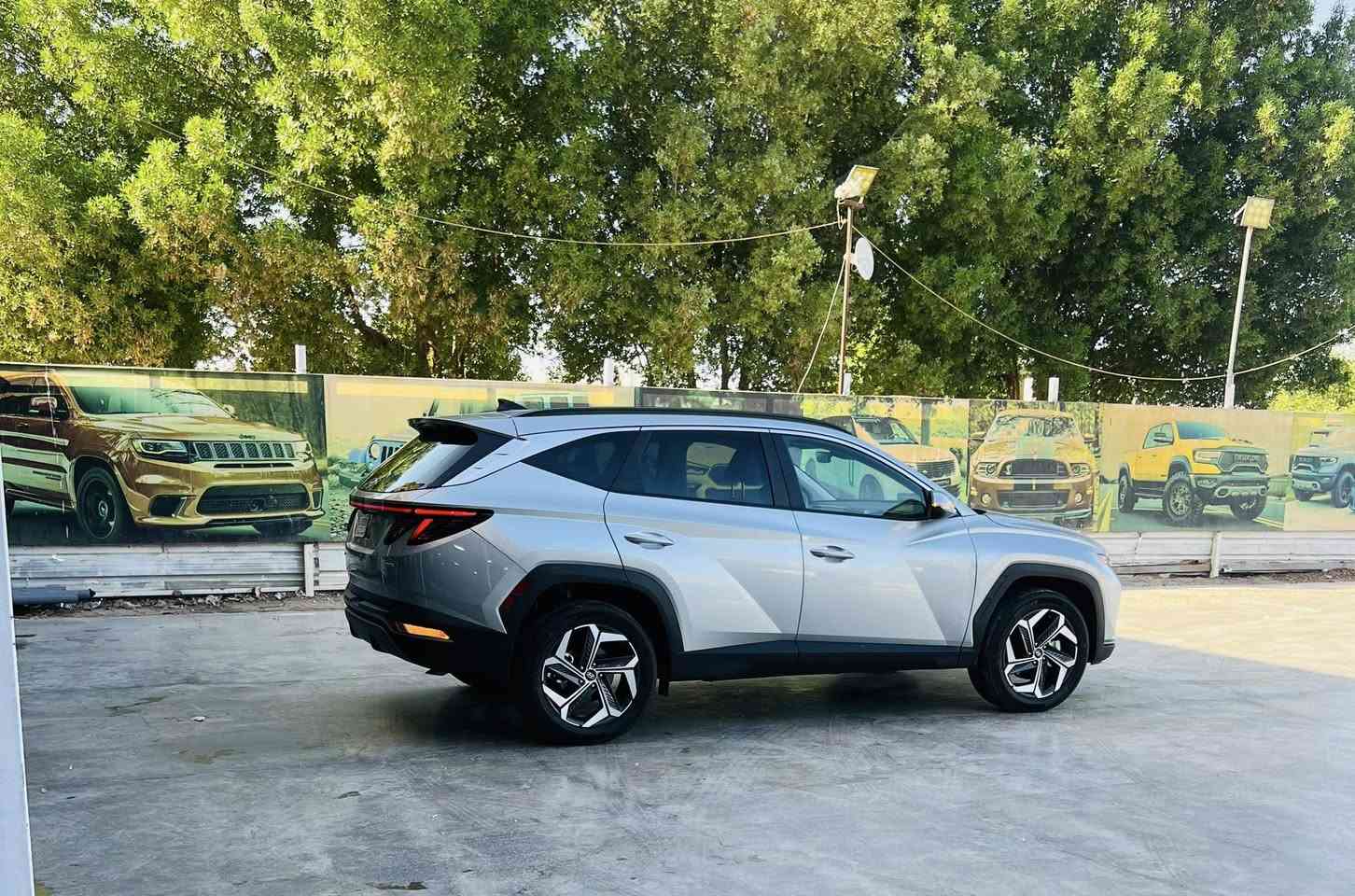 هونداي توسان 2024 مرقم شهداء واسط 185$

حجم المكينه 2500 فول مواصفات سياره جلد بصمه فتحه قطعتين تبريد ترحيب ذكي رادار حساسات  كامل مواصفات سياره حلوه وجاهزه كير مكينه تبريد حداديه ماشيه 14 الف  وارد امريكي بيها 3 قطع صبغ بنيد وجاملغ يسار امامي وجاملغ خلفي يسار 

مكان سياره واسط الكوت. لتواصل ***********
