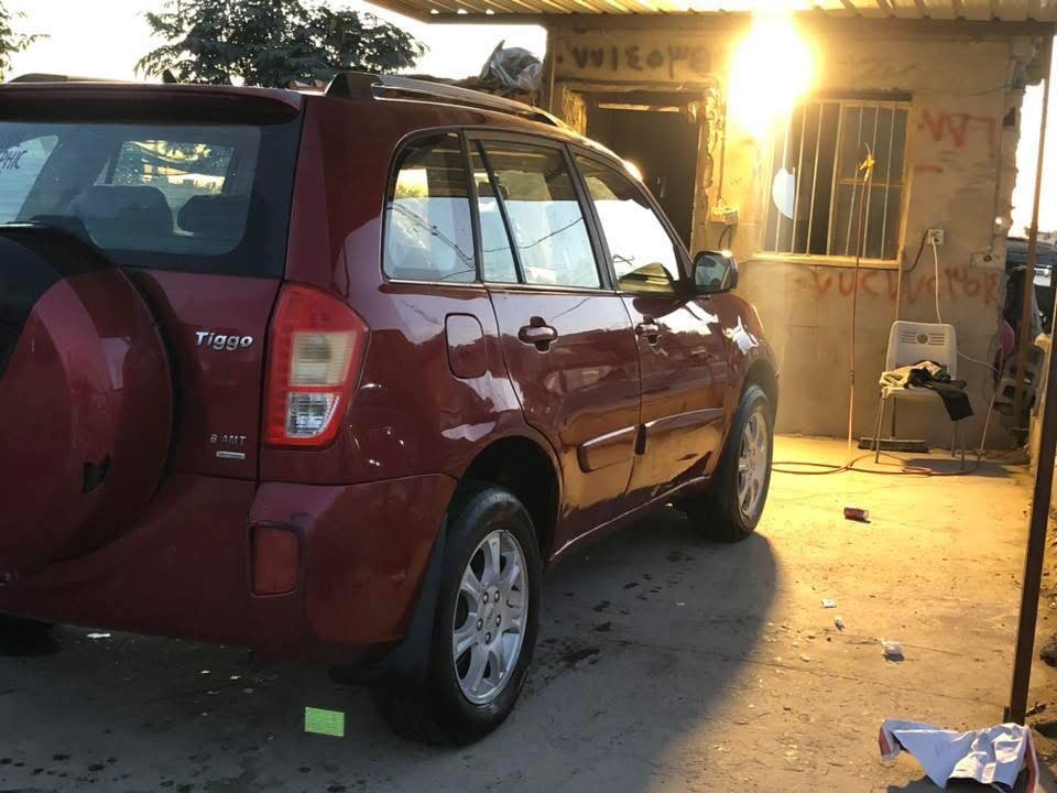 شيري تيكو 2013
محرك و كير خير من الله

كلشي بلاد

كهربائيات شغاله 

شاشه لمس 

حساسات شغاله 

السياره مكفولة

سنويه لل28 

شرط التحويل 

سعر 58 وبيهه مجال

المكان ديالى المقدادية 

***********
