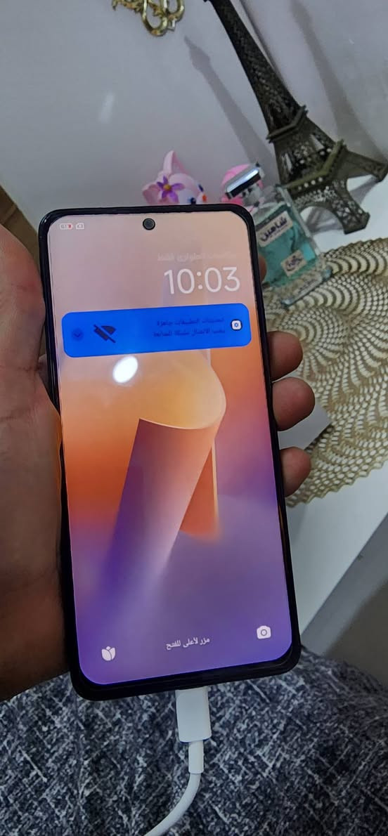 نوت ١١ برو بلاس فايف جي
ذاكره ٢٥٦ عشواءيه ١٢ 
بيع از مراوس *********** السعر ١٣٥
