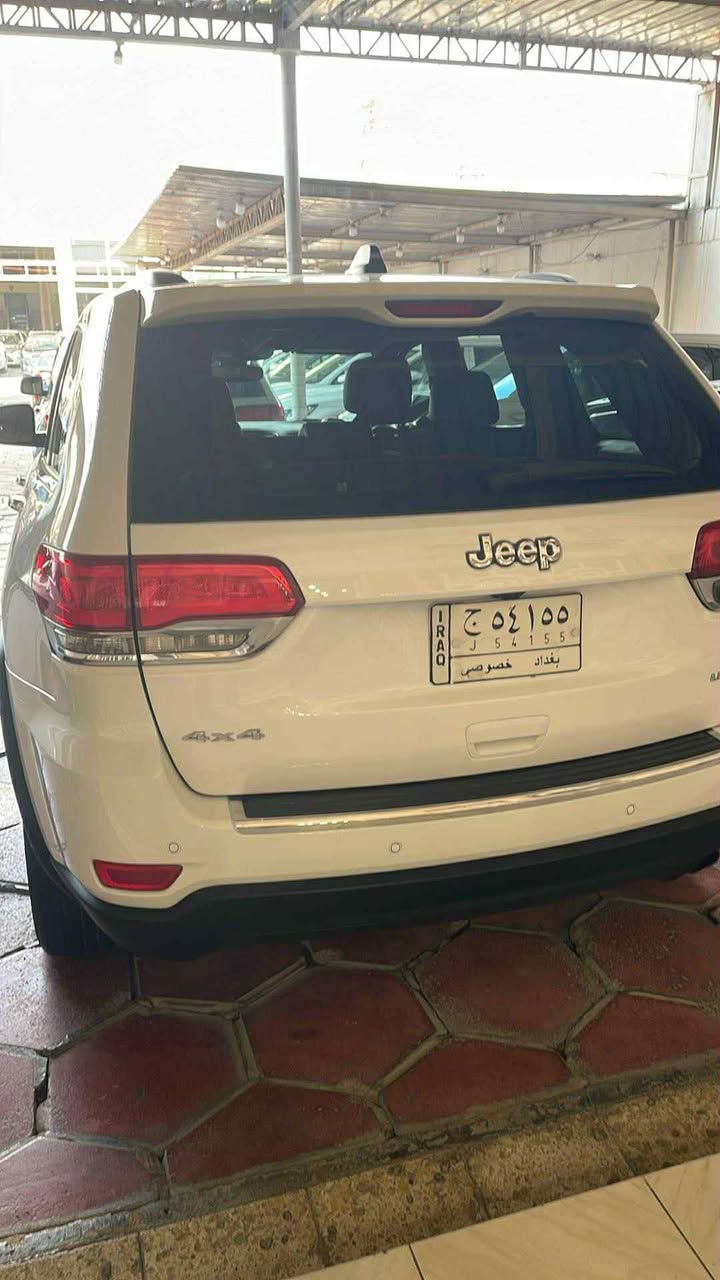 جيب كراند شيروكي ✅
جدييده السياره ✅

المــواصــفـات

1-جيب موديل2020 لمتدد  

2-رقم بغداد هزة وتحويل ثاني يوم 

3-انضمة قيادة .sport. eco. smart 

4-دمام مال شركة +16سماعة

5-كشنات تدفئة  

6-ستيرن تدفئة 

7-صندوق كهربائي 

8-تشغيل عن بعد

9تبريد قطعتين

10-رادارات جانبي   🛜

11-شفتات قيادة

12-فتحة سلايت

13-حساسات أمامي خلفي 

14-قيادة ذكية

15-شاشة أمامية

16-توقف ذات

‏  17-Auto hold

‏18-v6/ 3600

سياره جاهزة للاخير بدون اي نقص

حادثه جاملغ خلفي وباب  

صور الحادث مرفوقة بلمنشور 

ماشيه 109,000 ميل 
 بدون ايرباك ثلاث قطع 

للاستفسار *********** الرقم بس واتساب 

***********وهذا اتصال 

السعر 235 وبيه مجال 

مكانه بغداد
