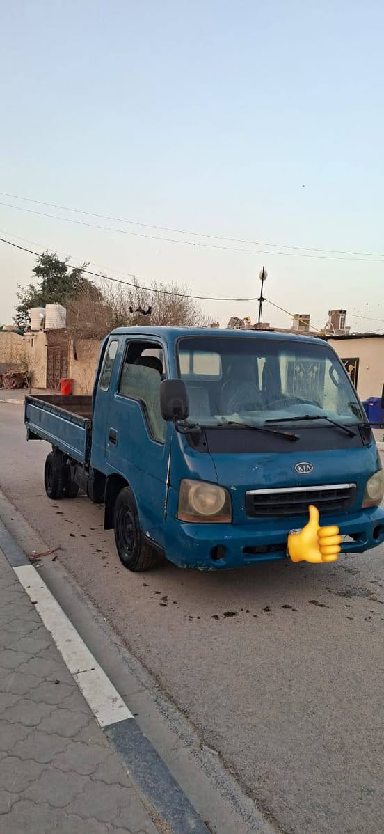 سلام عليكم كيه ام عيون البيع رقم بصره مشروع وطني مكفوله مكينه وكير وكسن وشاصي ورقم شاصي وحداديه جديده طخم تاير  سعر 55وبيه مجال رقم الهاتف مكان البصره ‏‪***********‬‏
