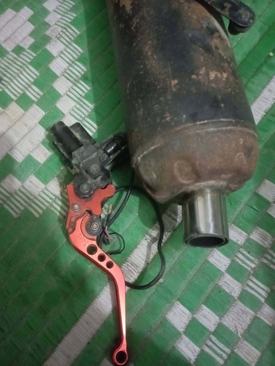 السلام عليكم صالنصه اف ام مال ماكس بيها لحيم مثل ماموضح بصوره وعنبار بريك مال ماكس اصلي مختوم  مكاني دوانيه السعر كلهن 15 الف


**إذا كنت صاحب هذا الإعلان وتريد حذفه لأي سبب، رجاءا أرسل رسالة إلى الدعم الفني**