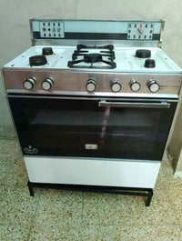 طباخ • ٥ عيون • نضيف