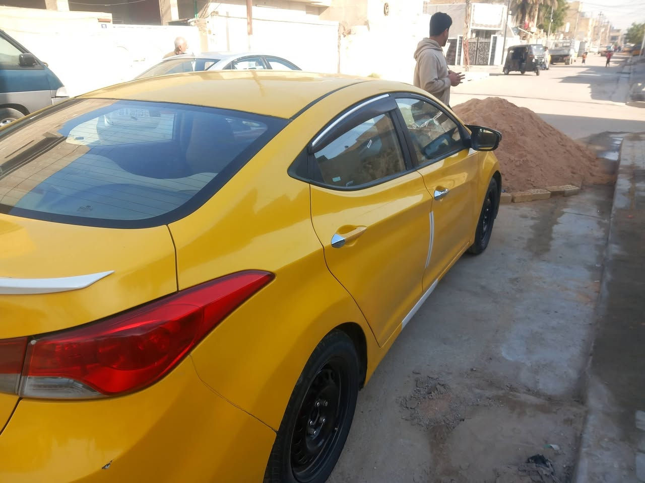 سلام عليكم النترا ٢٠١٢ خليجي السعر ٨٥
***********
