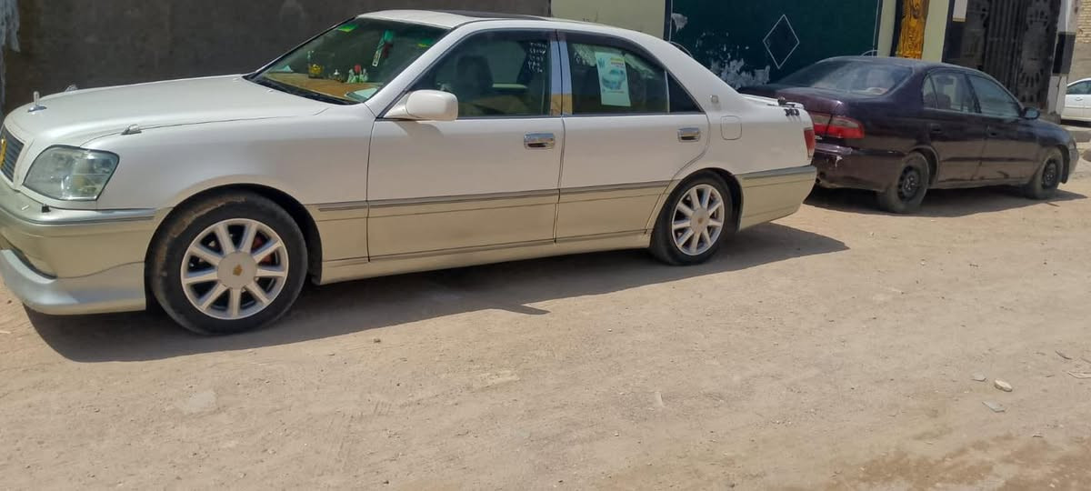 ملكه موديل 2002 ديفور الجبير 3دكم كرتسال اصل قرار 102مفحوصه بقي على كمرك كامله المعامله رقم بغداد فتحه كامله السياره من كلشي وحله من الصور  مكاني بغداد السعر 100 رقم ***********
