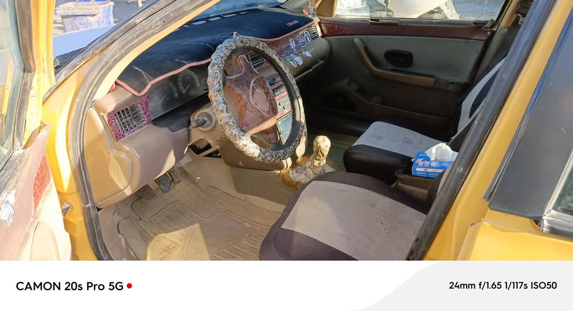 سمنت موديل 11  السياره حلوه ونضيفه
سنويه ضايعه بس بيه بدل ضايع وكتاب يعني تعبر اي سيطره  السياره انضف من الصوره 
راعيه موجود  السياره ستوني مبدل كير جديد شلعته تخبل
سعره 15 وبيه مجال *********** 
مكاني نجف شارع المطار
