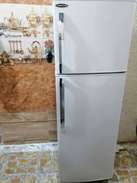 ثلاجه وغسالة نضيفات جدا مكاني بغداد جميله شارع العلوه 07709718300