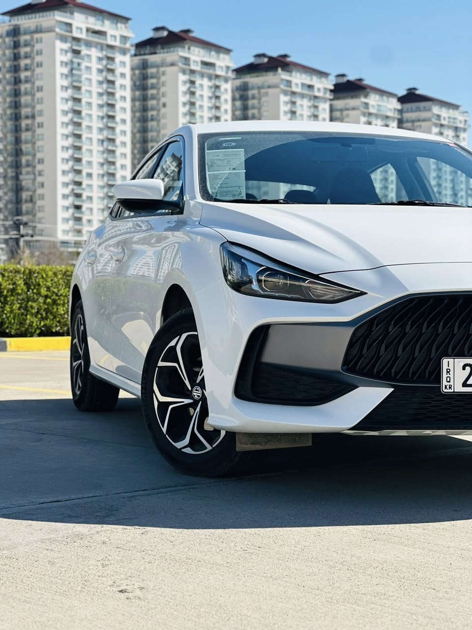 MG GT گێڕ عادی
سەیارەکە سفر سفرە. تازە ڕەقەم کراوە.

1615کیلۆ مەتر ڕۆشتووە تازە ڕۆنی شەریکەی گۆڕاوە بە ڕۆنی مۆتۆڵ کامل سێرڤز کراوە. 
سوکان تەقڵ و کوشنەکەی خامی تێگیراوە و گاعی kqd بۆ دانراوە زۆر زۆر مەزبوت و جایزە بێ کەم کوڕیە
نرخی. 105 و کەمێک مامەڵە. نوقتەی نیە

***********
