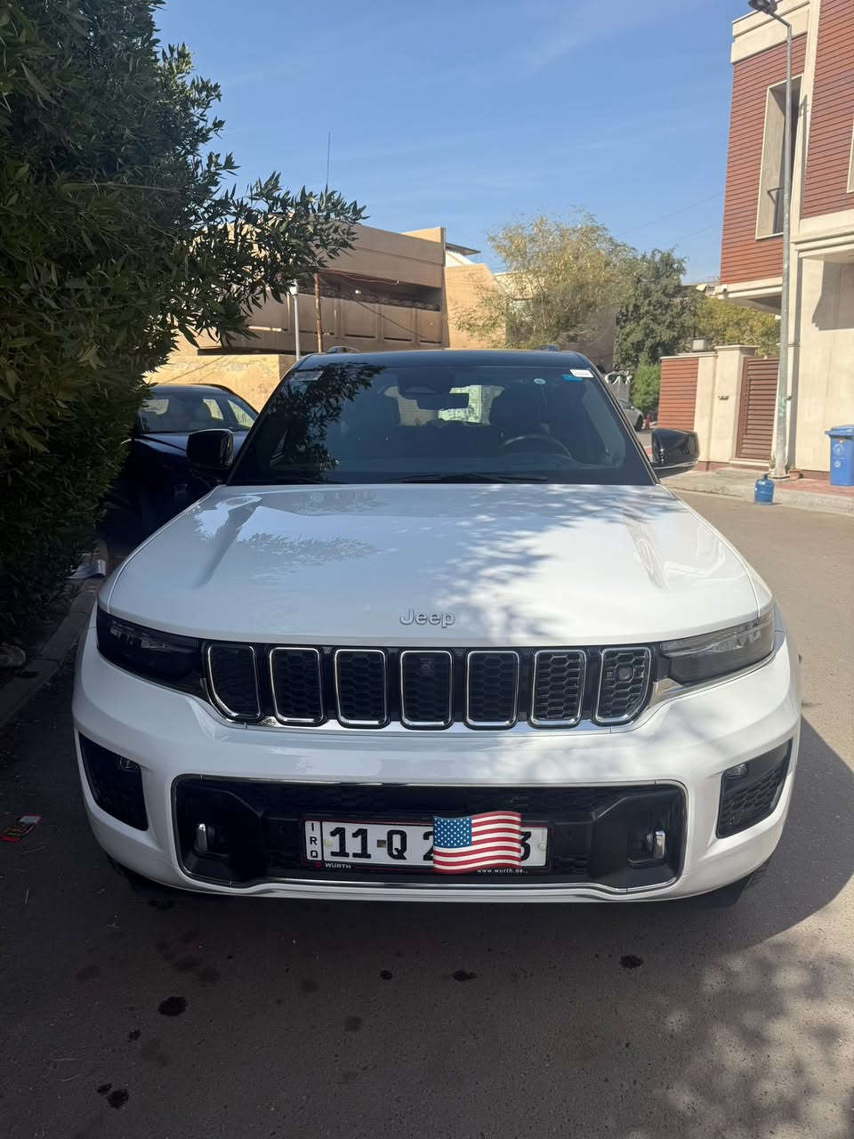 السلام عليكم 
جيب أوفرلاند موديل 2024 فول مواصفات  وكالة هارلم ام ضمان 3 سنوات او 60 الف كيلو ماشية 7000 فقط بحالة الوكالة بدون ملاحظات اخت الزيرو رقم بغداد بأسمي مكفولة كفالة عامة السعر 48500 دولار وبيها مجال  اتصال واتس ***********
