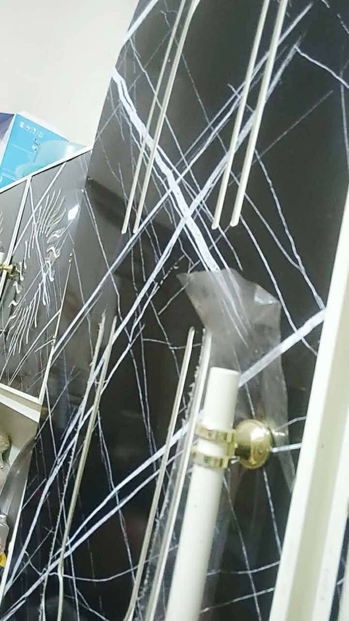 للبيع لان ٣ مترات الكاونتر والسنك متر ونص ومرمر سعر 450 وعنوان الفلوجه جبيل يم مزرعه الشايع رقم *********** للإستفسار
