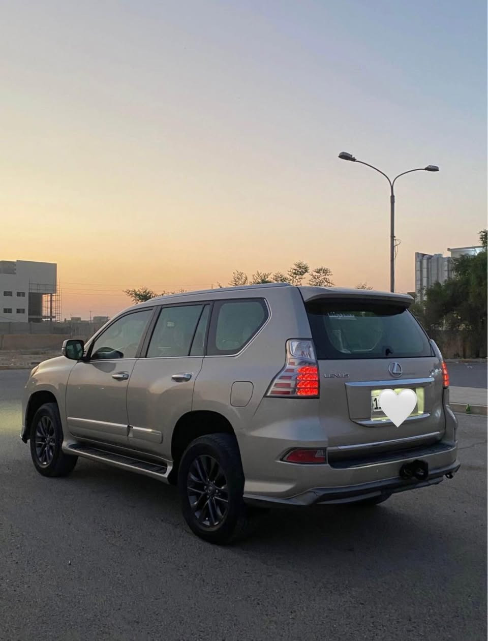 لكزز برادو 2014 
V8 4600 خليجي فول مواصفات ماعده الرادار 7 راكب كشانه كهرباء جام اوتو ستيرن كهرباء مري كهرباء فتحه سلايد شاشه كاميرات حساسات جكات نظام زحف نظام سبورت وكومفورت مقاعد جلد مقاعد تخزين بصمات نظام صوتي مارك ليفنسون ماشية السياره صيانتها بشركه توتاجي صدر جديد كامل

مكان السياره بغداد الشعب باقي التفاصيل 
***********
