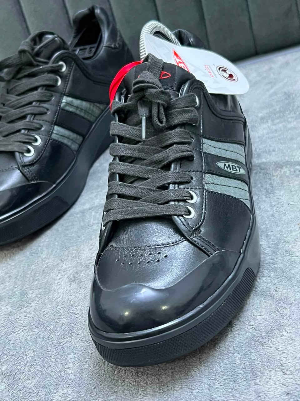 Mbt- 🇨🇭- Swiss- size 40.. originall 100/100

Mbt سویسری ئۆرجنال بەکار نەهاتوو سایزی ٤٠. .. 

باله اوربى ماركة mbt سويسرى اورجنال غير مستخدم.قياس ٤٠


**إذا كنت صاحب هذا الإعلان وتريد حذفه لأي سبب، رجاءا أرسل رسالة إلى الدعم الفني**