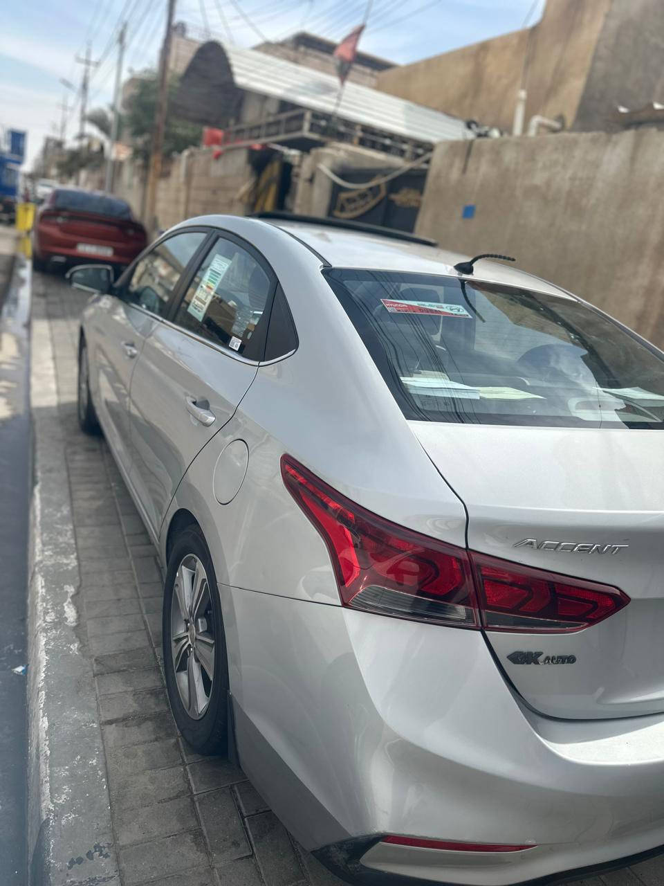 السلام عليكم ورحمة الله وبركاته 
اكسنت خليجي مديل 19 فول مواصفات كفاله عامه  من كلشي ماشيه (88 )سياره جديده كلش وبلاديه كله
السعر ( ١٣٣ $) وبيها مجال 
العنوان / البصرة/ القبله/حي المهندسين
للاستفسار الاتصال على الرقم 
(***********). حامد
ملاحظة/ اني مكلف بالنشر
