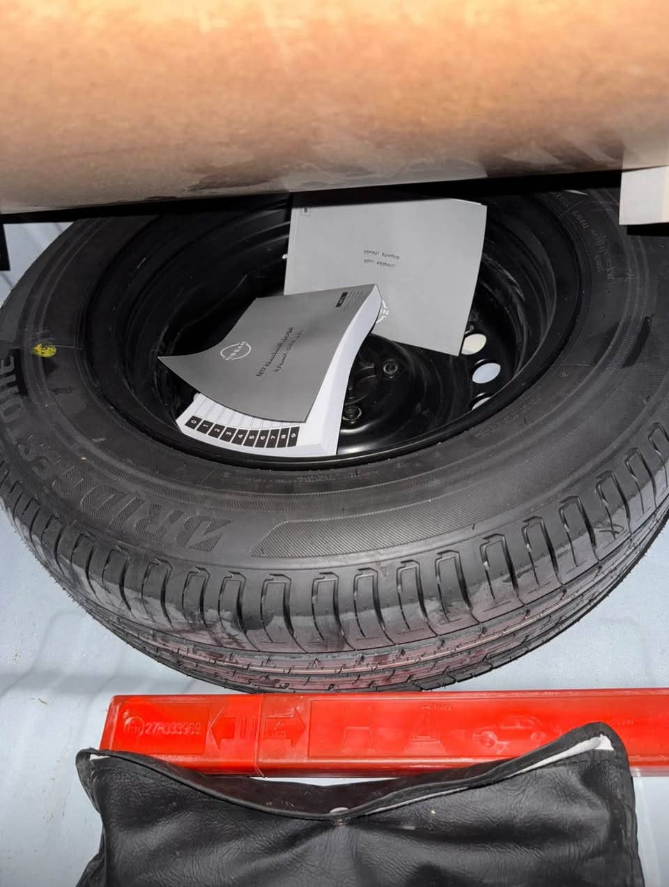 نيسان سني 2024 شركة السور ماشيه 13 الف سياره جديده اخر وجبه بل24 هندي بليته زركة بيها بارد باب الخلفي سياره حلوه وجاهزه جديده لايت زنون تلبيسه كشنات سبير مانازل رقم اربيل مكاني بصره
***********
*********** البصرة, العراق
