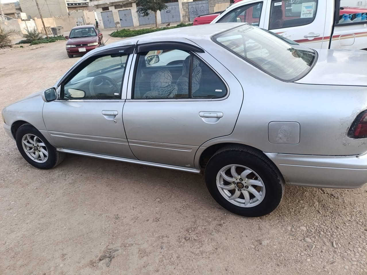 السلام عليكم سني موديل 2000  باسمي تحويل مباشر صدر جديد مكينه مكفوله مكينته 16 السعر 48 ورقه  مكان السياره ا ديالى السعديه ***********
