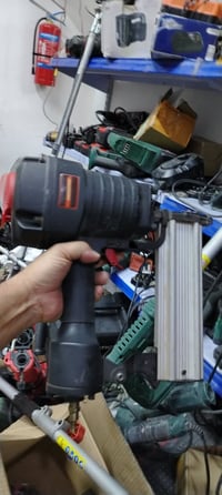 متوفرة كابسة هواء حجم كبير 07818082570
