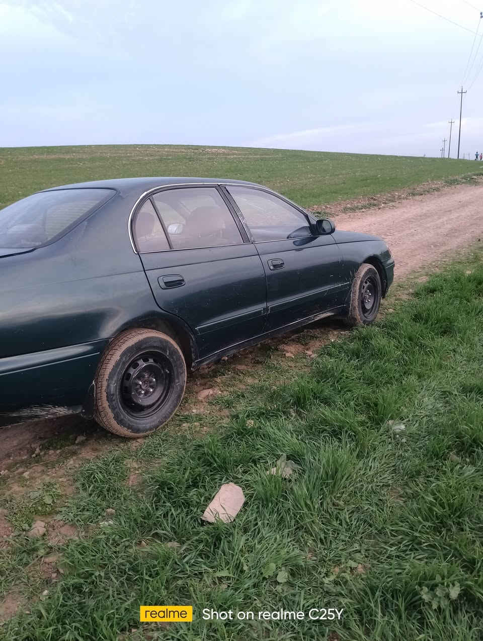 فرخ بطه للبيع موديل (92) صبغ جاملق الوره تبريد شغال 
مكينه حجم 18 طخم تاير جديد
كير توماتيك كير شرط جامات كهرب  
داخلها نضيف ومحرك شرط

سعر (48) استفسار ع رقم 
(***********)
شرط الوكاله وتحويل 
مكان الموصل
