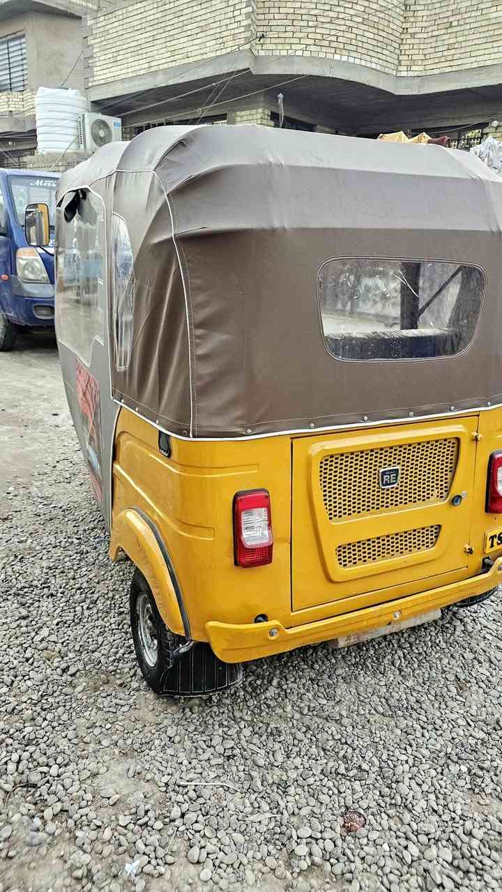 السلام عليكم تكتك لبيع 2021 رقم وسنويه محرك  لاتنقيص ولاتبخير مكاني بغداد حي النصر 
السعر 7 ملاين وبيه مجال الاستفسار ***********
