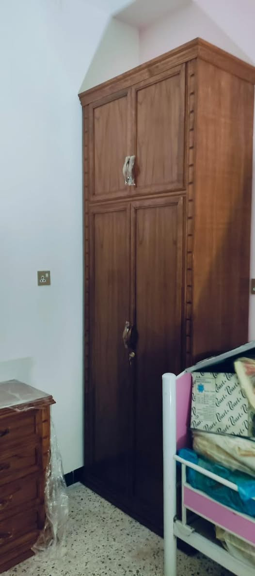 غرفه صاج عراقي 5 ملم شغل درجه اولى غير مستعمله جديد السعر مليونين و100 وبيها مجال
***********
