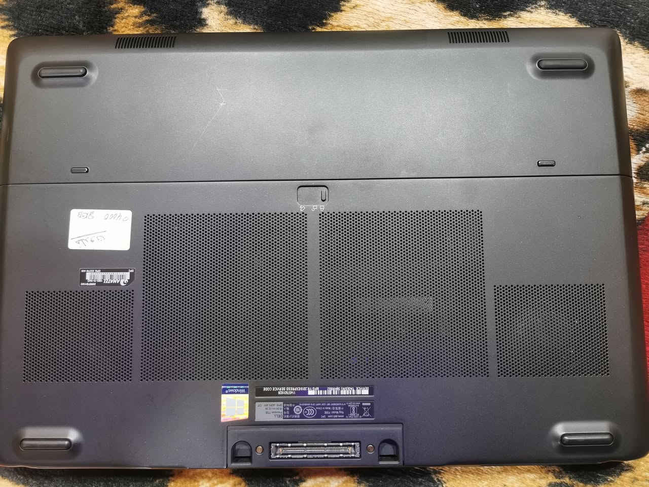 للبيع  ديل برزشن 772‪0
ورك استيشن
المعالج  i7-6820HQ
الرام   2*16. Ddr4
المجموع 32 GB وتحتوي علئ اربع مداخل للرام
قابل للتطوير

كرت شاشة خارجي  Nvedia QUadro 8Gb

Ssd intel
M. 2 nvme. 512‪
ويحتوي علئ مدخل اخر m. 2
ومدخل اخر Hdd
شاشه فول اج دي  ips
17 انج  
السعر   560‪ الف


**إذا كنت صاحب هذا الإعلان وتريد حذفه لأي سبب، رجاءا أرسل رسالة إلى الدعم الفني**