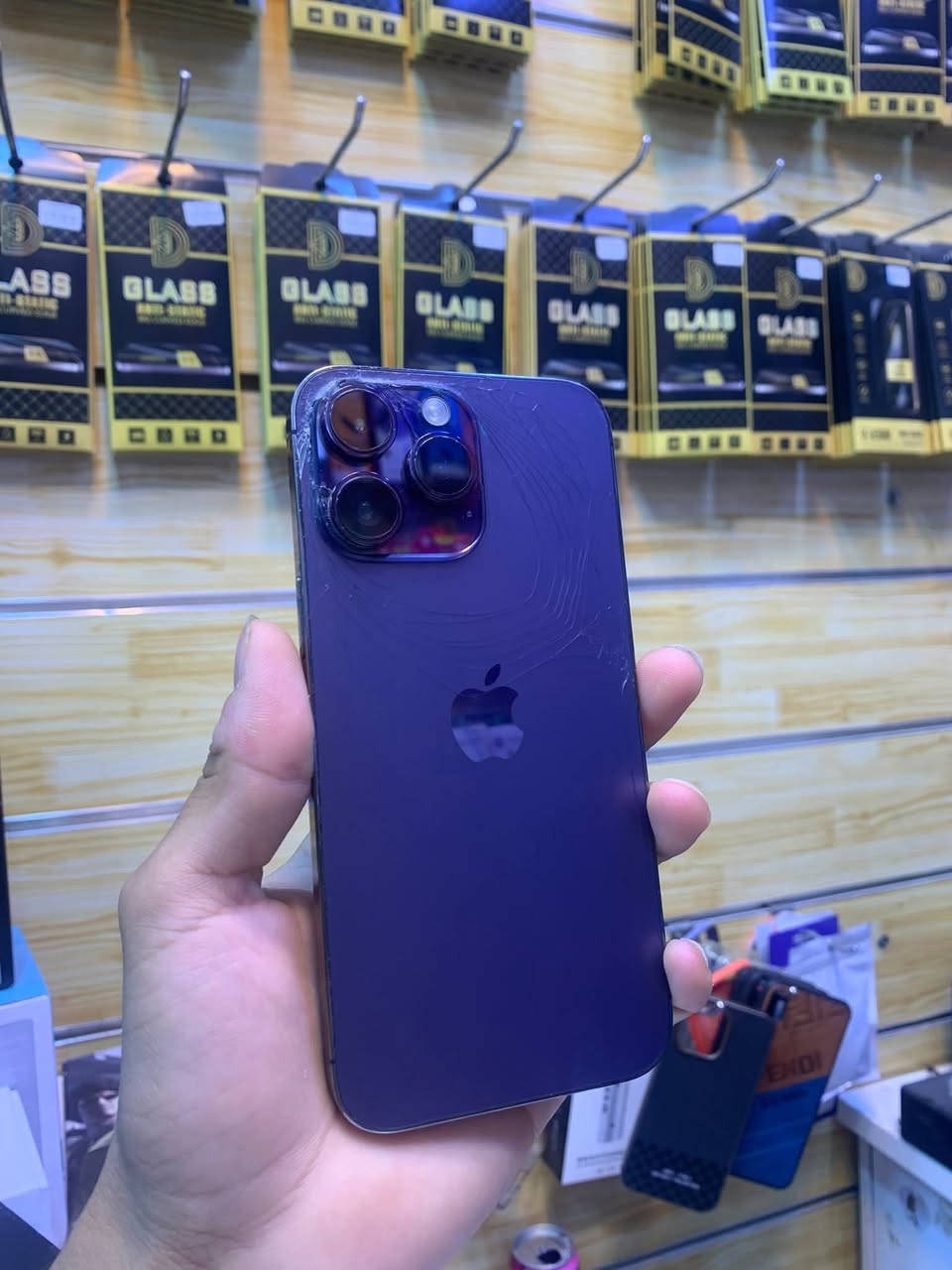 سلام عليكم اعزائي 14برو ماكس ذكره 512 بطاريه 99 مبدل بطاريه وشاشه نوعيه جيده لاتعلك ولاشيئ شلس وفطور بضهر كدامك مثل مموضح شاشه تفصيخ سعر 350  توصيل حسب اي استفسار خاص وبلخدمه  بيع او مراوس


**إذا كنت صاحب هذا الإعلان وتريد حذفه لأي سبب، رجاءا أرسل رسالة إلى الدعم الفني**