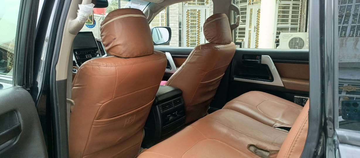 لاندكروز ٢٠١١مصبوغه حزام ستينيه فول مواصفات كراسي جلد كهرباء تخم تاير ٣قطع ثلج❄ محرك 4000 رقم بغداد الدولي بسمي هزه جديده السياره مفتره أو مصبوغة حزام له تجيه وله كلبه السعر ٢٣٥بيه مجال مكان الحله ***********
