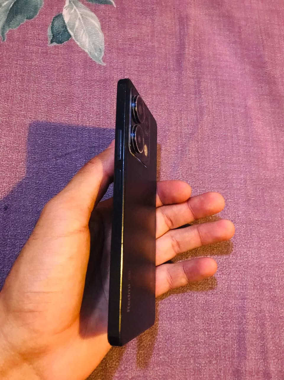 سلام عليكم  Redmi Note 13 5G  الذاكرة: 256GB   الرام..8
كاميرا 108MP  بطارية 5000mAh شحن سريع 33W  بيه فطر خفيف بالشاشة وما مبين ، وما يأثر على أداء الجهاز.   غراضه شاحنه الاصليه مالته33W وكيبل 
 سعر 220 وبي مجال بسيط مكاني بغداد 
***********

.
