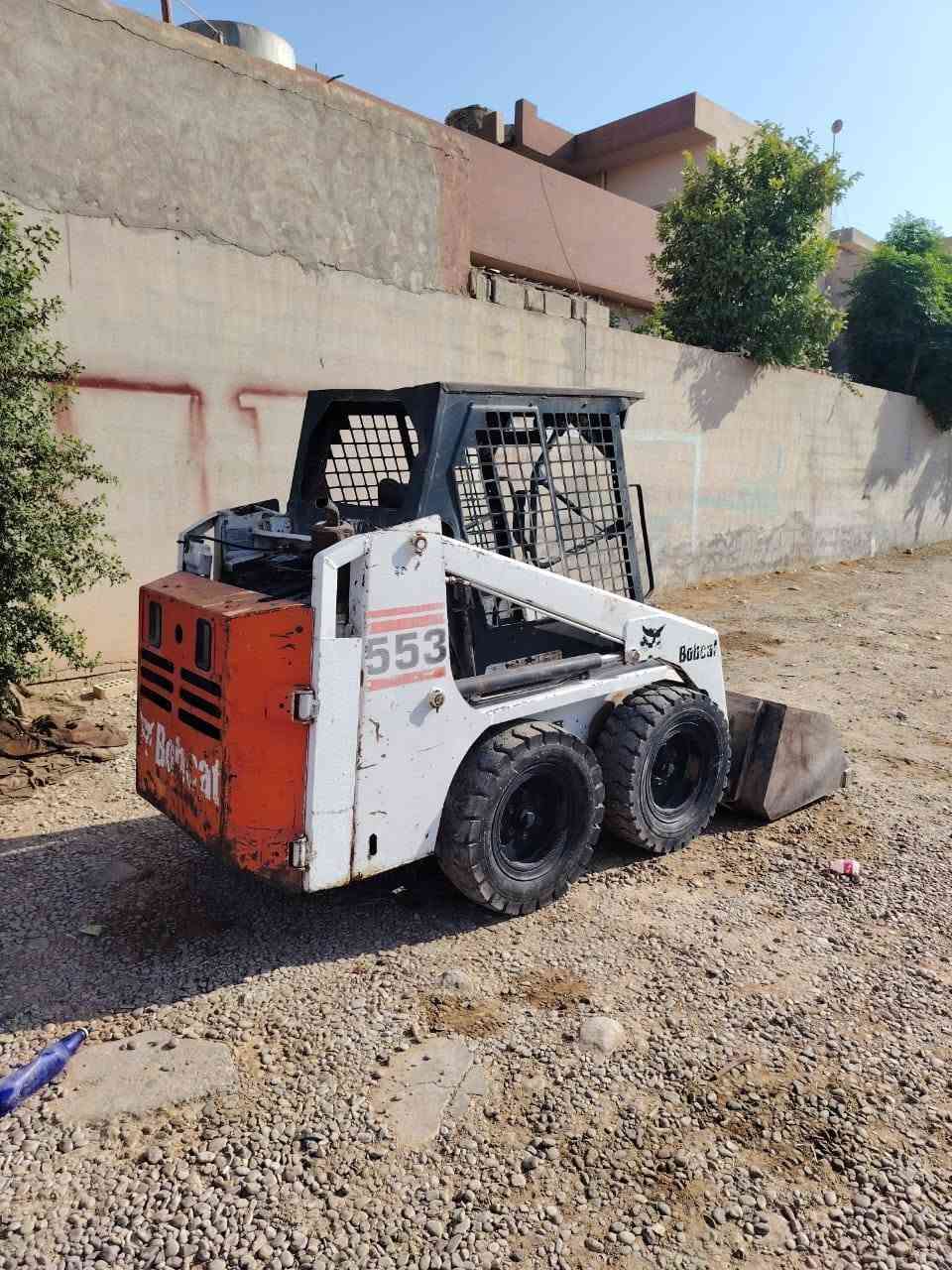 شفل لبيع مكلف بنشر سعر 60وبي مجال عنوان ديالئ سد حمرين ***********
