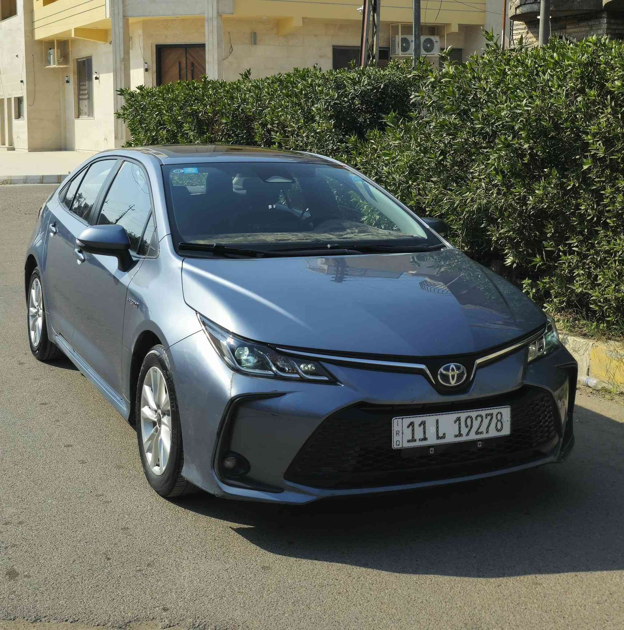 كورلا 2023  هايبرد
بيه طخه بلجنطه بسيطه جوه رقم 
تراي جديد  حيل
كفاله كير ومحرك وصدر وتبريد 
لون بحري مميز *
فول مواصفات 
فتحه سقف
باسمي هزه جديده 

سعر 140 وبيه مجال بسيط 
العنوان _ بغداد _ البياع 
***********
