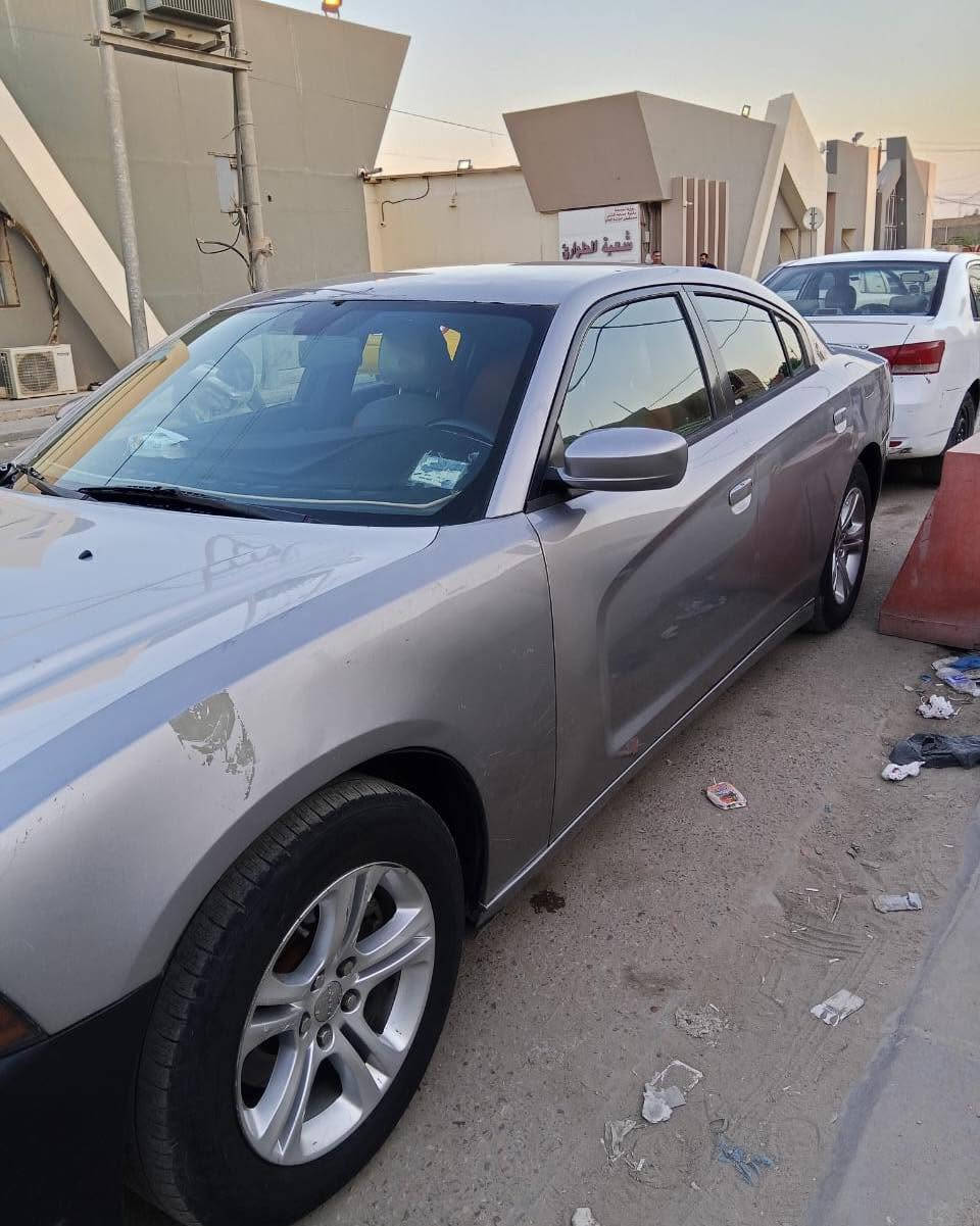 🔥 للبيع | دودج جارجر 2014 🔥

🚘 الموديل: 2014
📍 الرقم: بغداد
📍 الموقع: السماوة – قضاء الرميثة

✨ المواصفات:
✔️ محرك قوي
✔️ كير أوتوماتيك
✔️ شاشة
✔️ تحكم بالستيرن
✔️ مثبت سرعة
✔️ حساسات خلفية
✔️ جام كهرباء
✔️ مرايا كهرباء
✔️ تبريد وتدفئة ممتازة
✔️ ABS مانع انزلاق

🛠️ الضرر:

* وارد أمريكا.
* الضرر كان جاملغ وبونيد.
* صار عليها حادث داخل العراق، وتم سحب الشاصي سحبة خفيفة من جهة البچم فقط.
*  تبديل بچم جديد.

⚠️ ملاحظة: الإيرباك طاك.

📞 رقم صاحب السيارة:
*********** واتساب

💰 لمعرفة السعر: اكتب “تم” بالتعليقات، وسيصلك الرد تلقائيًا على الخاص.

⚠️ تنويه:
السيارة إعلان ممول وغير تابعة للصفحة، ولا نتحمل مسؤولية الاتفاق أو تحديد السعر بين البائع والمشتري.

🌹 الله يبارك للبائع والمشتري، ويرزق الجميع من واسع فضله.

#سيارات #سيارات_للبيع #دودج #جارجر #cars
