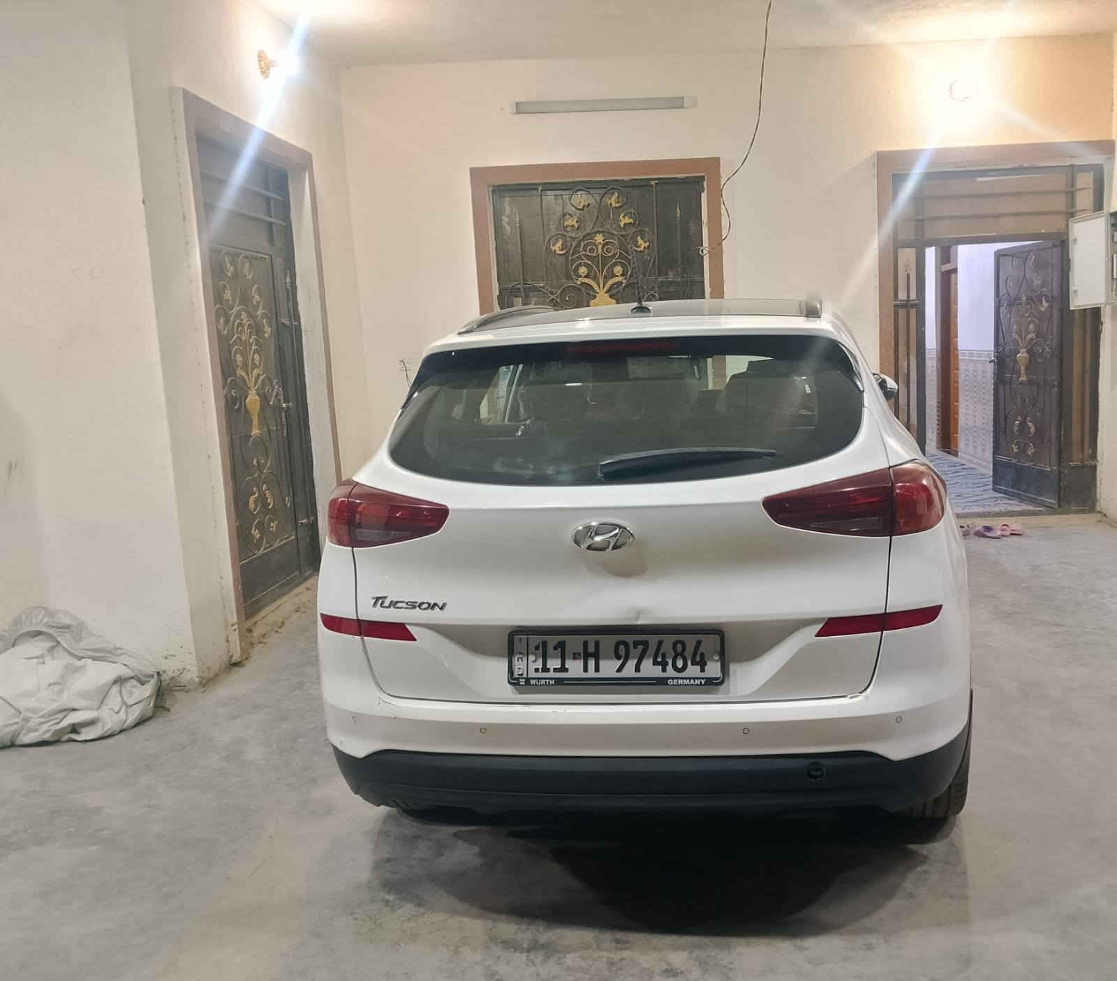 توسان خليجي فول مواصفات 1/1
موديل 2019 كشن كهرباء بنيراما اومواصفاته معروفه الفول اوبيه كم خدش جداً بصيطات اله تقرب عليه يالله تبين السعره. 208 اوبيه مجال حييل بصيط الاستفسار الاتصال علا الارقام التاليه

***********

‏‪0775 971 3774‬‏
